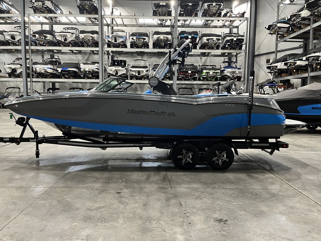 2024 MasterCraft NXT24