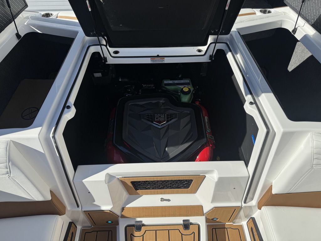 2025 Nautique Super Air Nautique G25