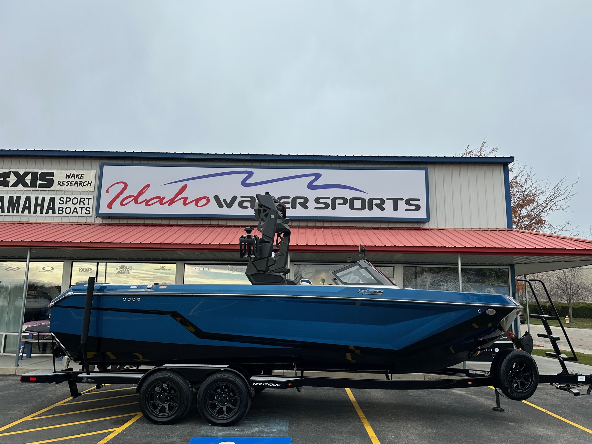 boat.Title