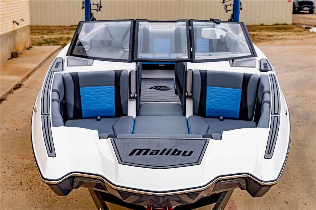 2024 Malibu 23 MXZ