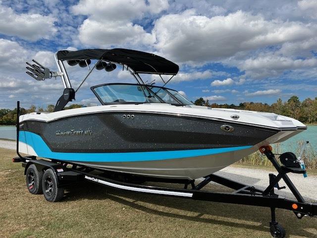 boat.Title