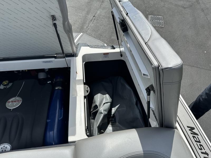 2018 MasterCraft XT23