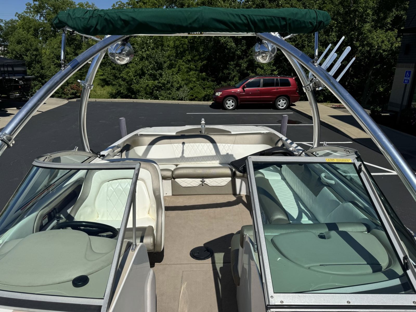 2000 MasterCraft Maristar 230V