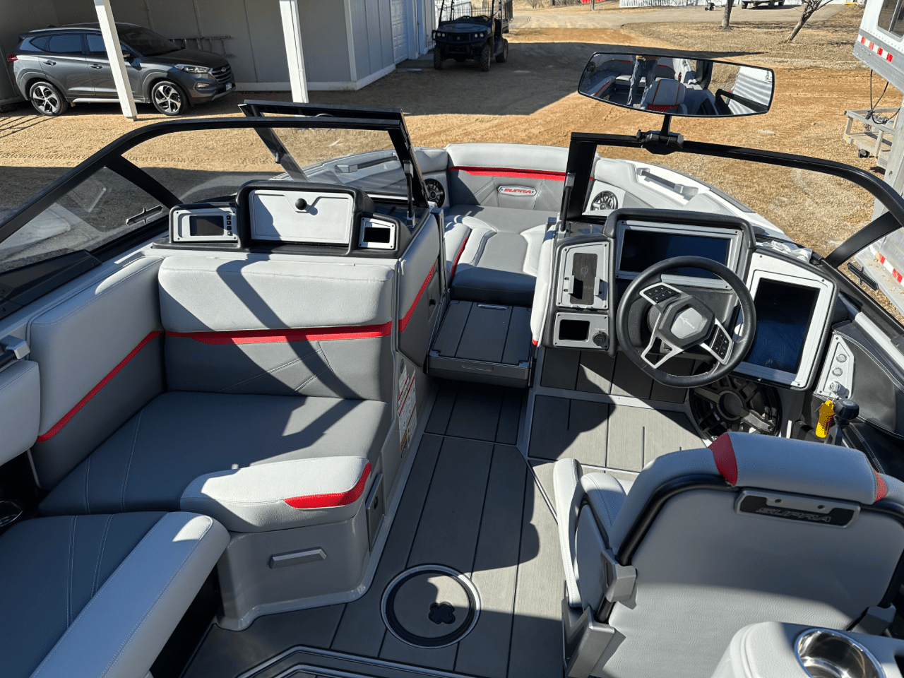 Supra Wakesurf Boat SL400 w/ Dual Stern Thrusters