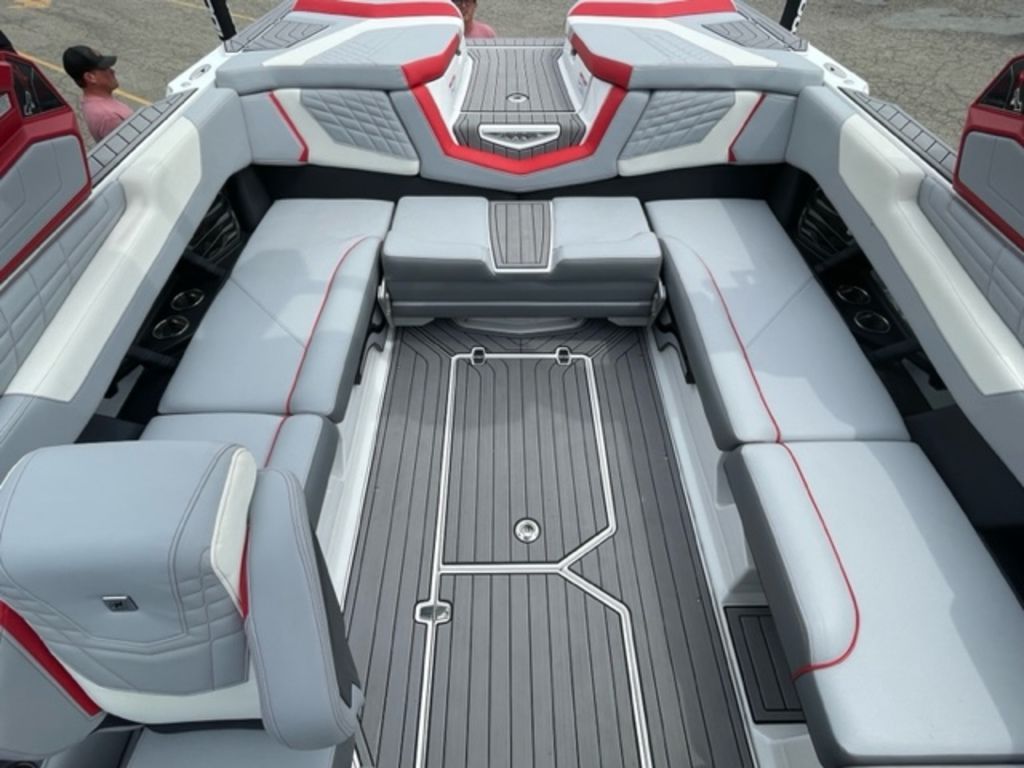 2023 Nautique Super Air Nautique G23