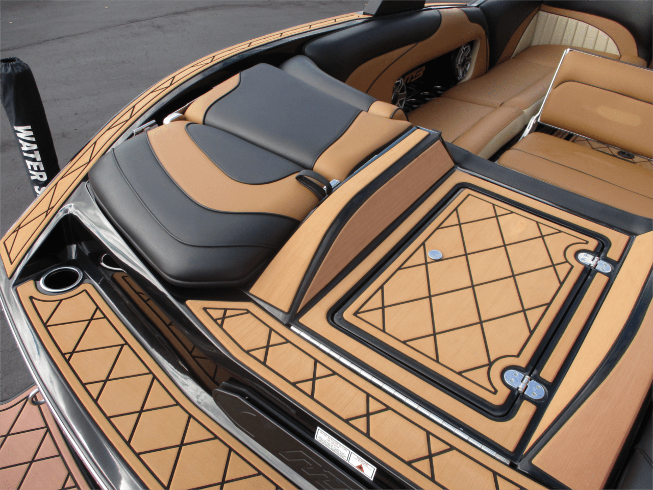 2022 MB SPORTS B52 23’ ALPHA