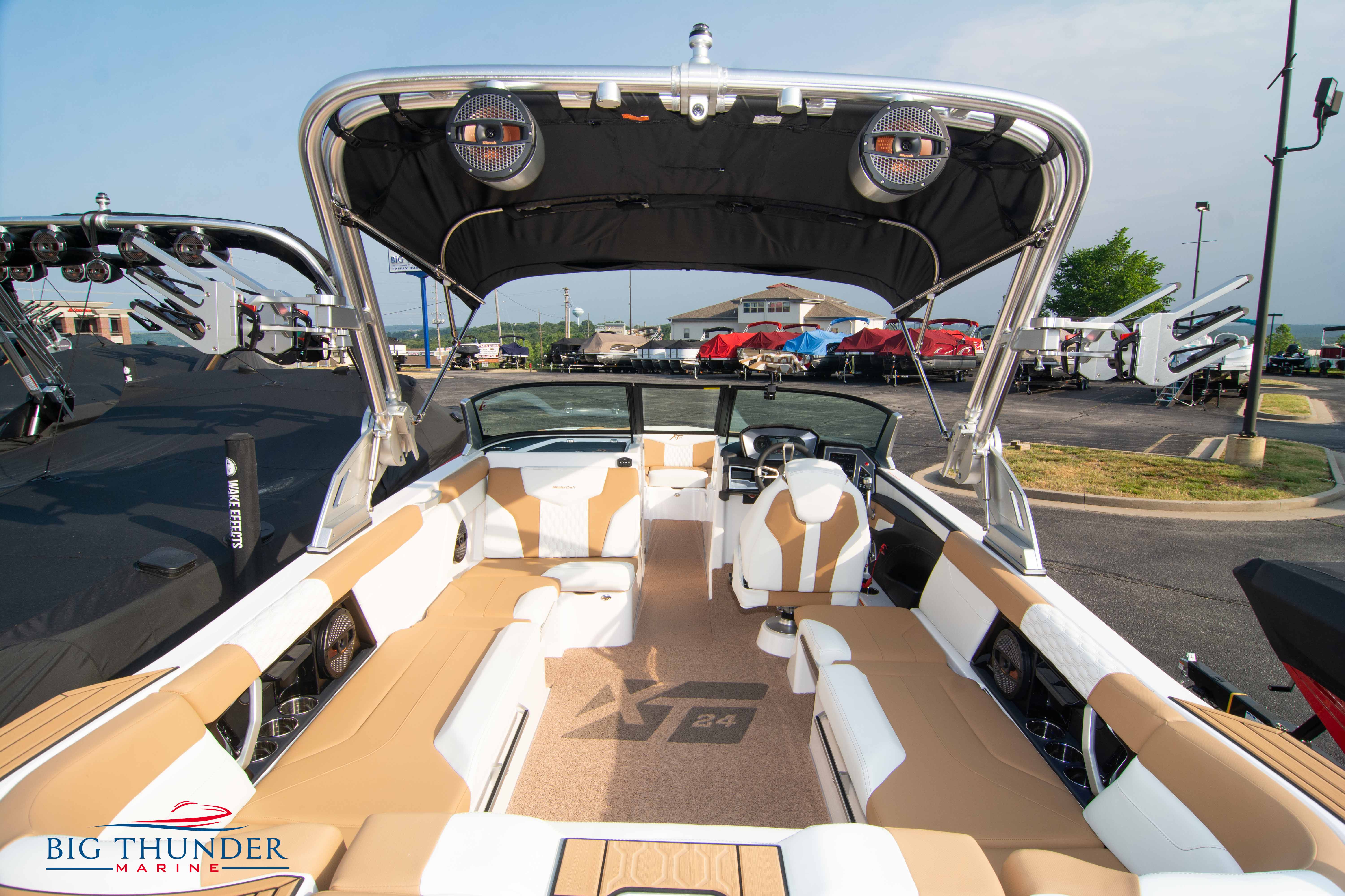 2023 Mastercraft XT24