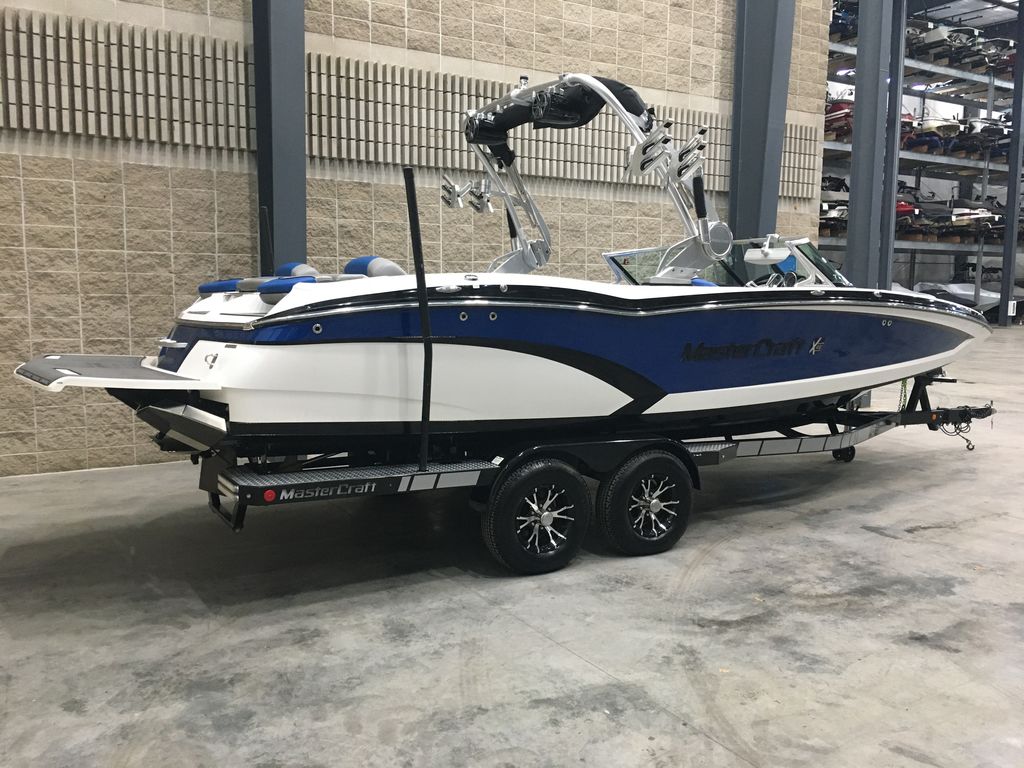 2015 MasterCraft X46