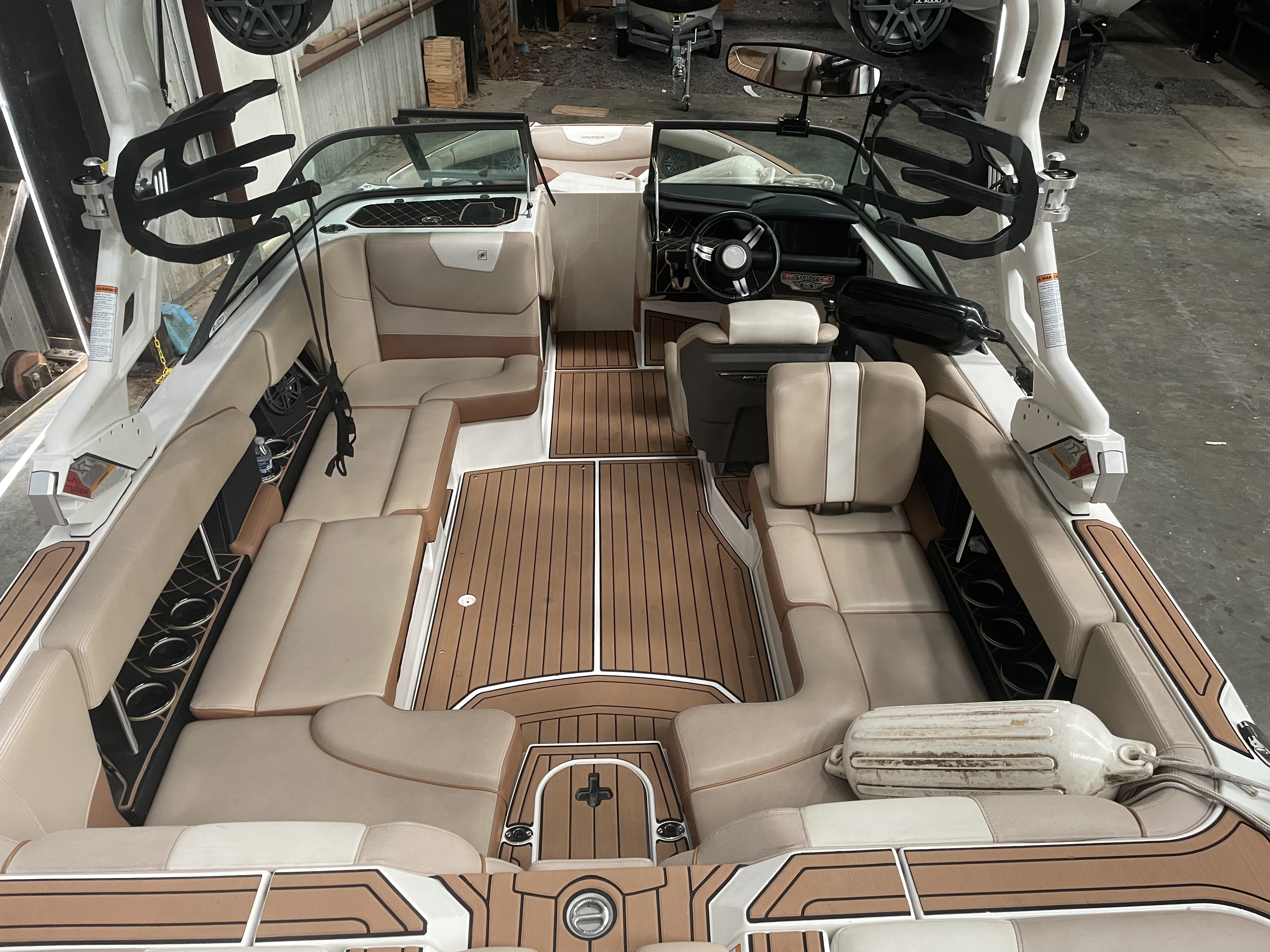 2018 Nautique GS22