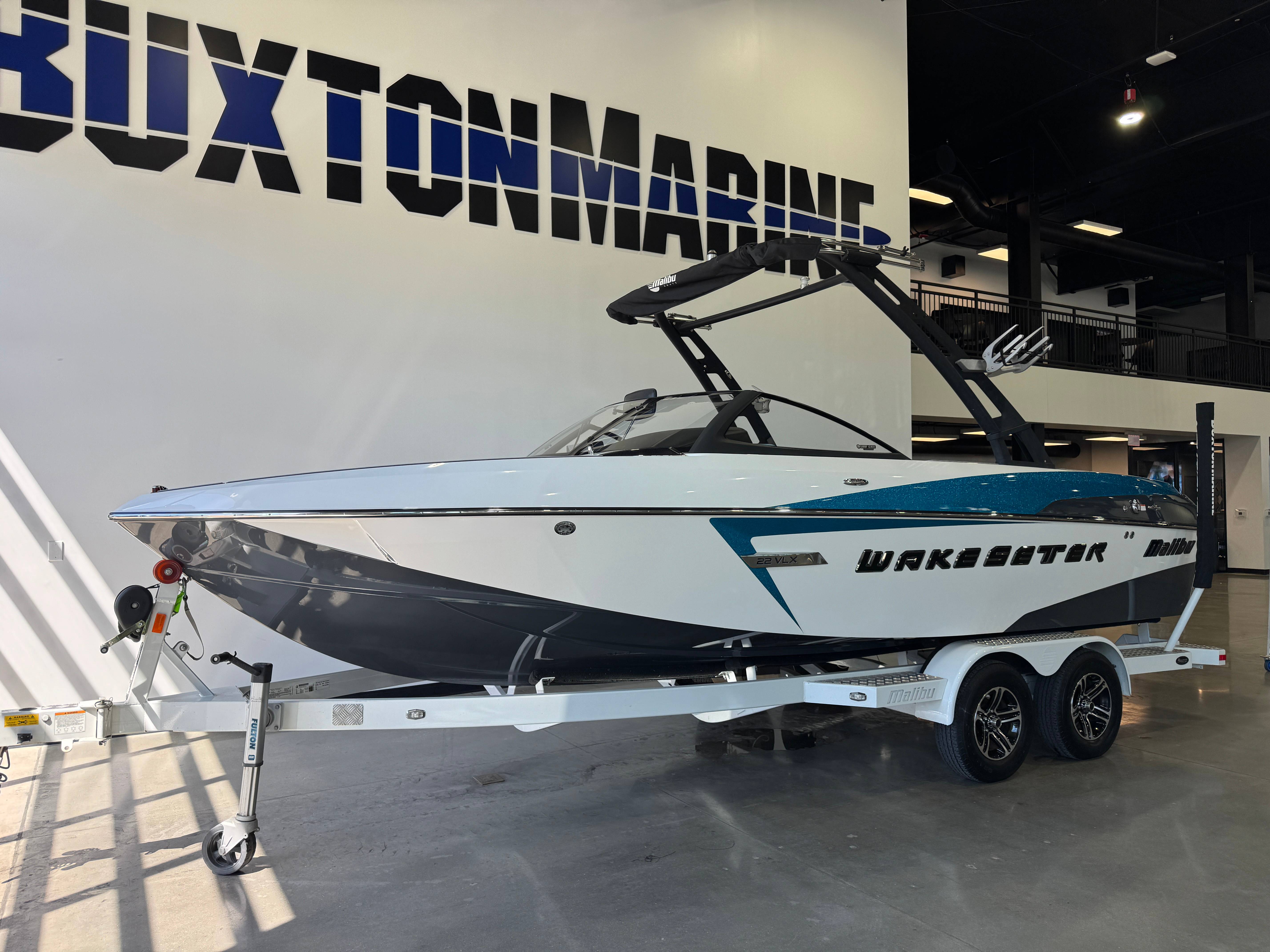 2015 Malibu 22 VLX