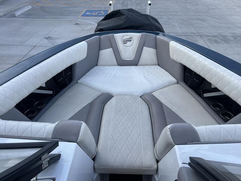2020 Tige 25ZX  Fully Loaded Wake Surf Boat  Icon