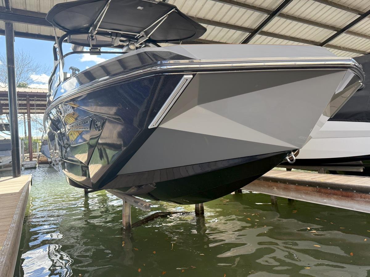 2021 G23 NAUTIQUE with thrusters Icon