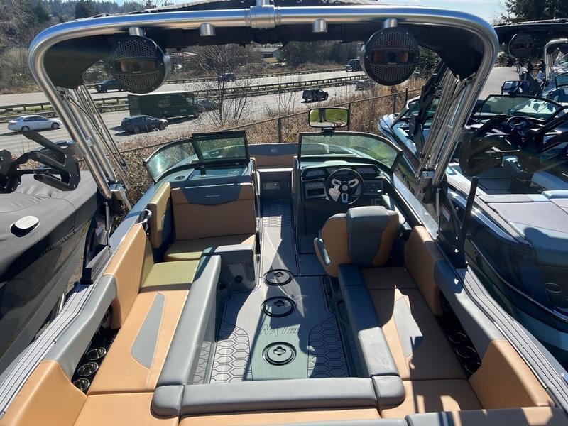 2025 MasterCraft NXT22