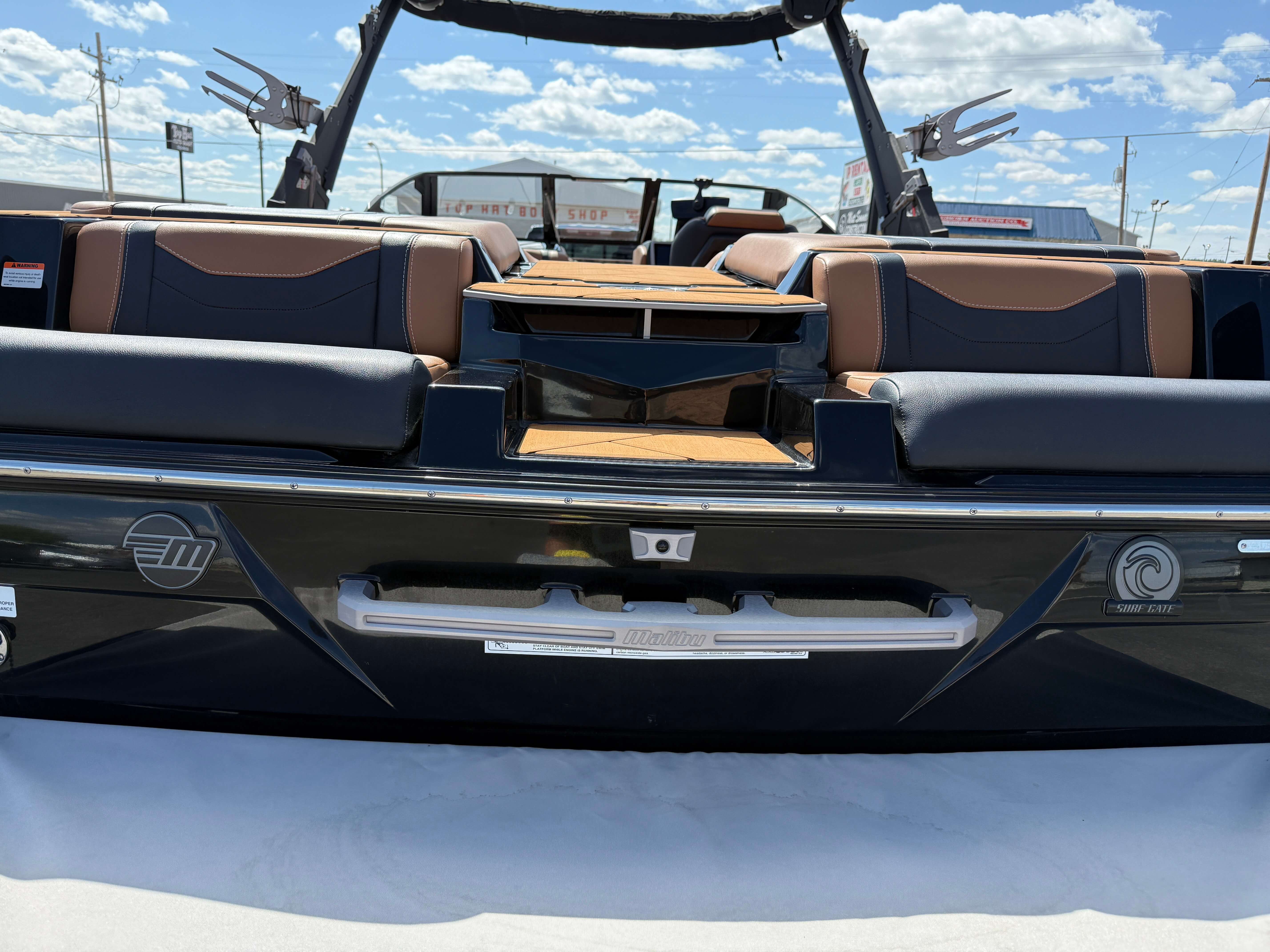 2024 Malibu Wakesetter 23 LSV Icon