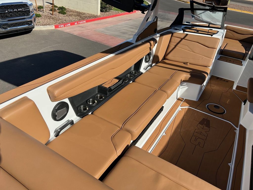 2025 Axis Wake Research T235