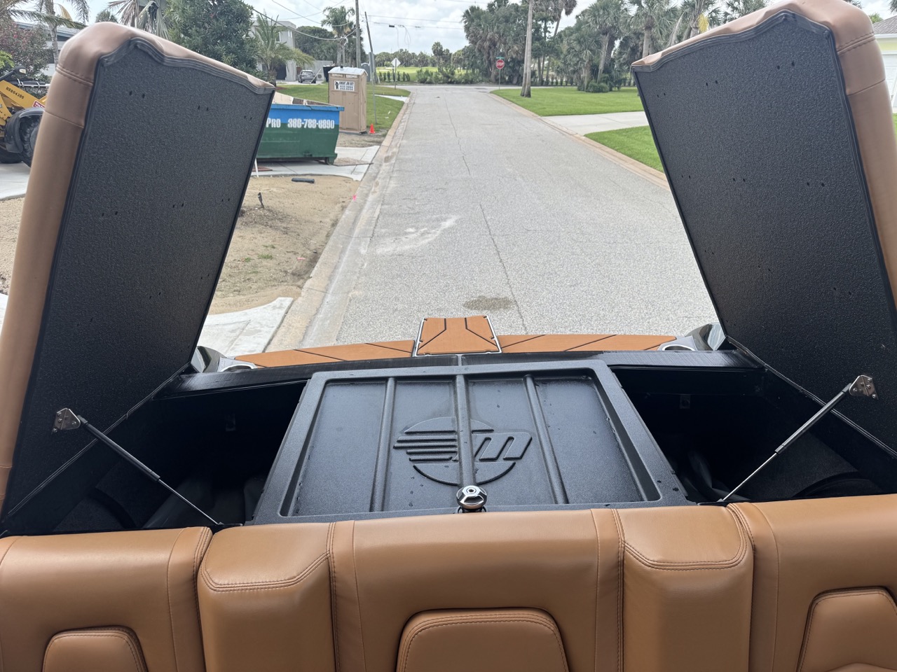 2021 Malibu Wakesetter 21 MLX