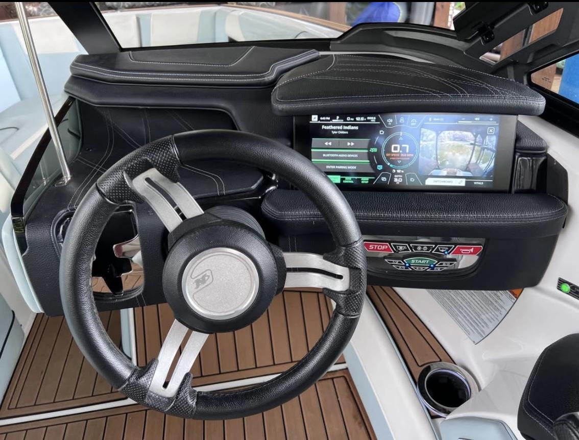2019 Nautique G21