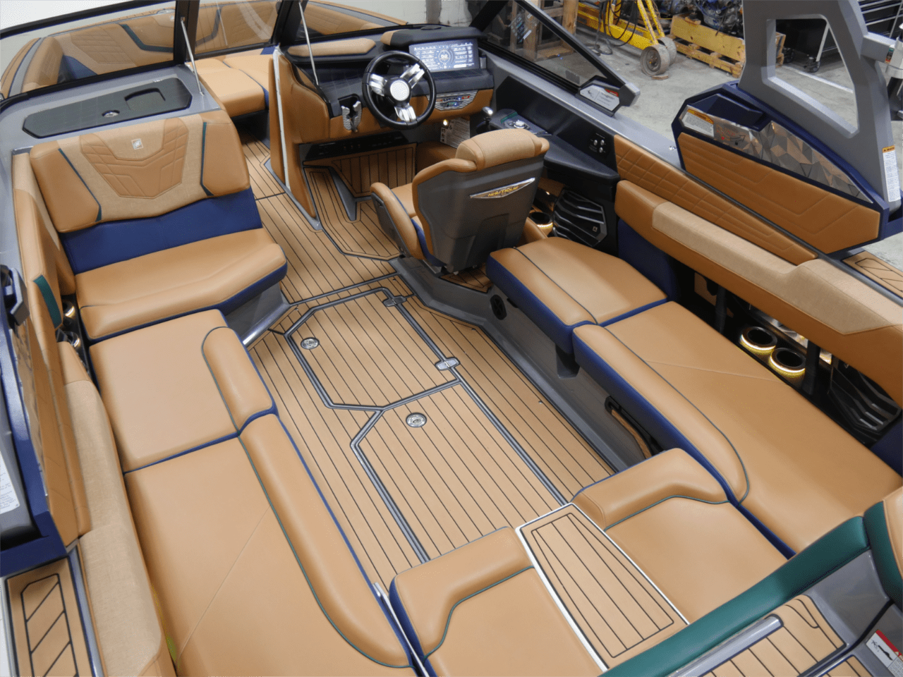 2021 Nautique G23 – Emerald Metal Flake/Admiral Blue