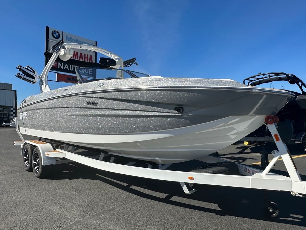 2024 Supreme Boats S240