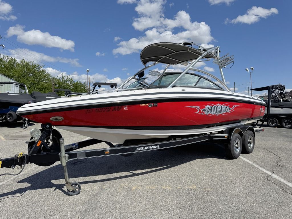 2006 SUPRA Launch 24 SSV