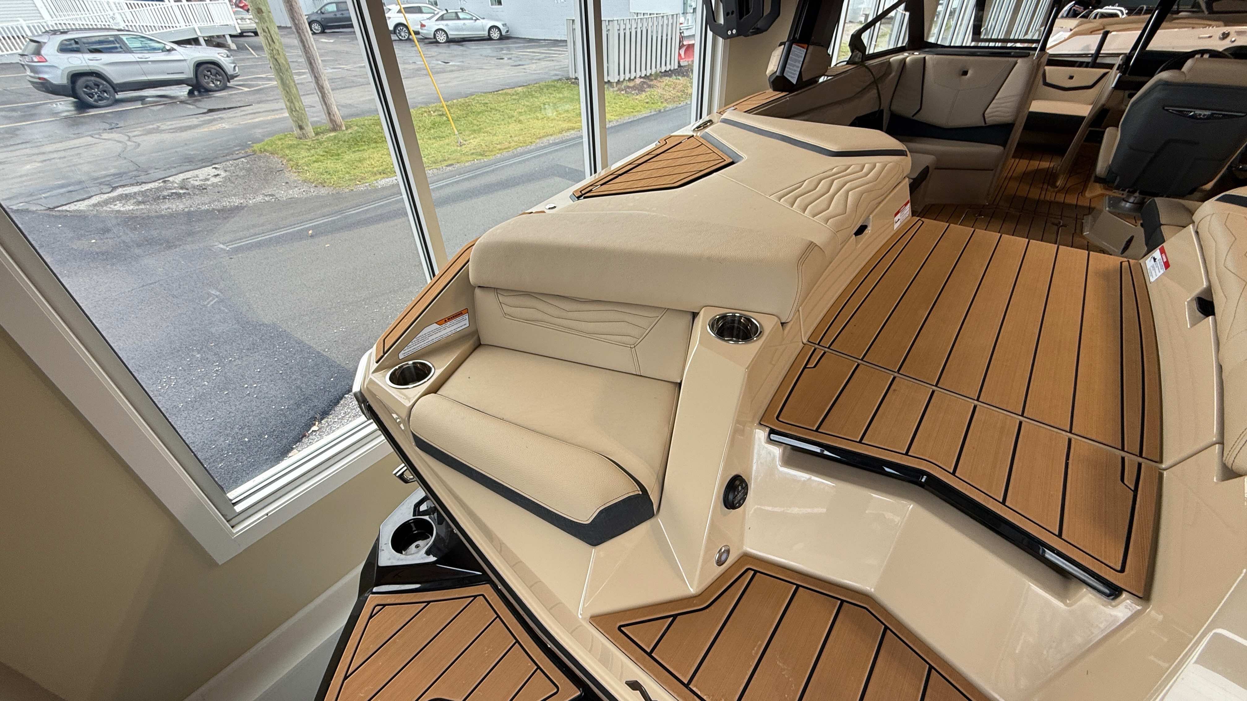 2025 Nautique G23