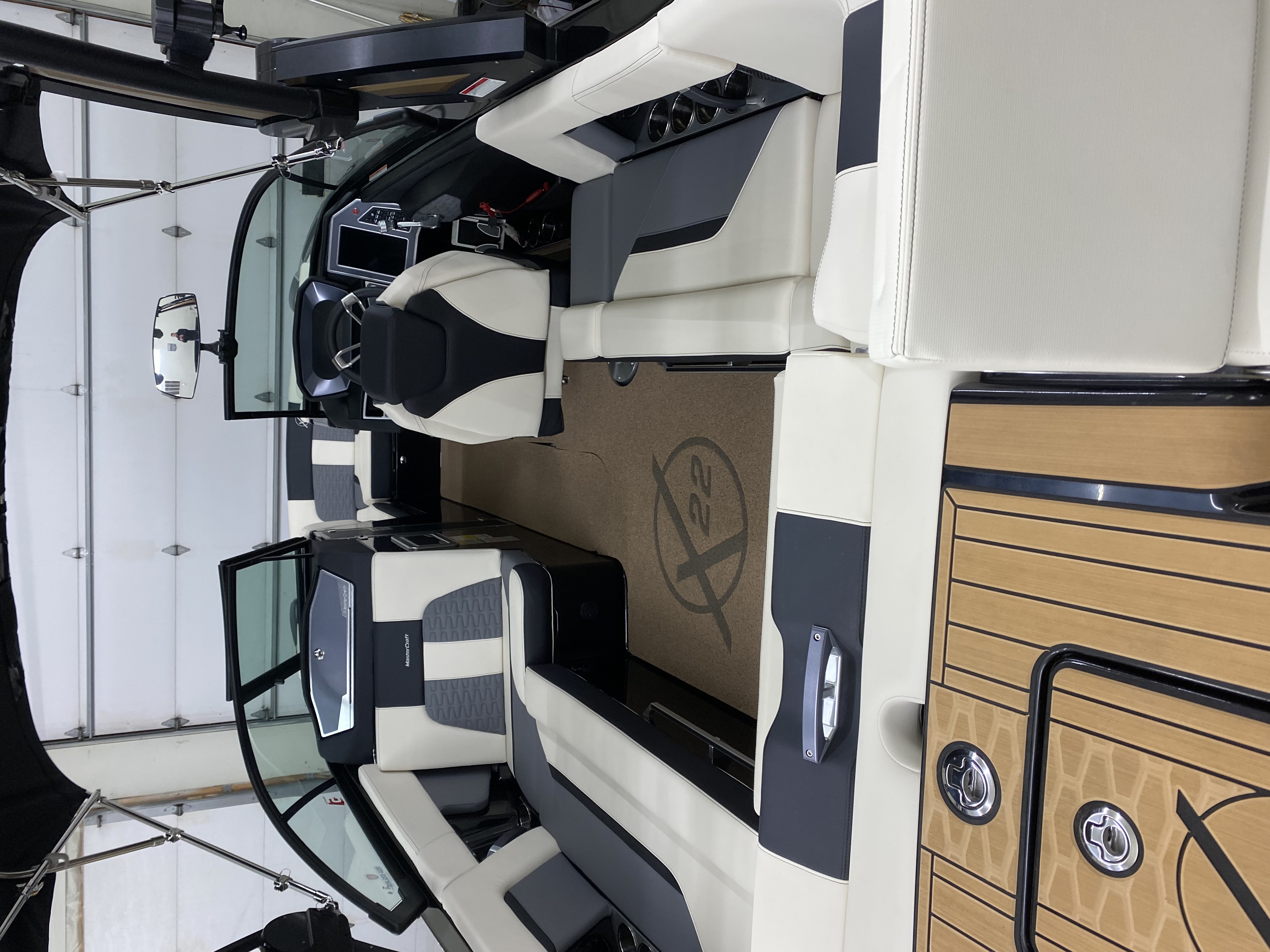 2022 MasterCraft X22