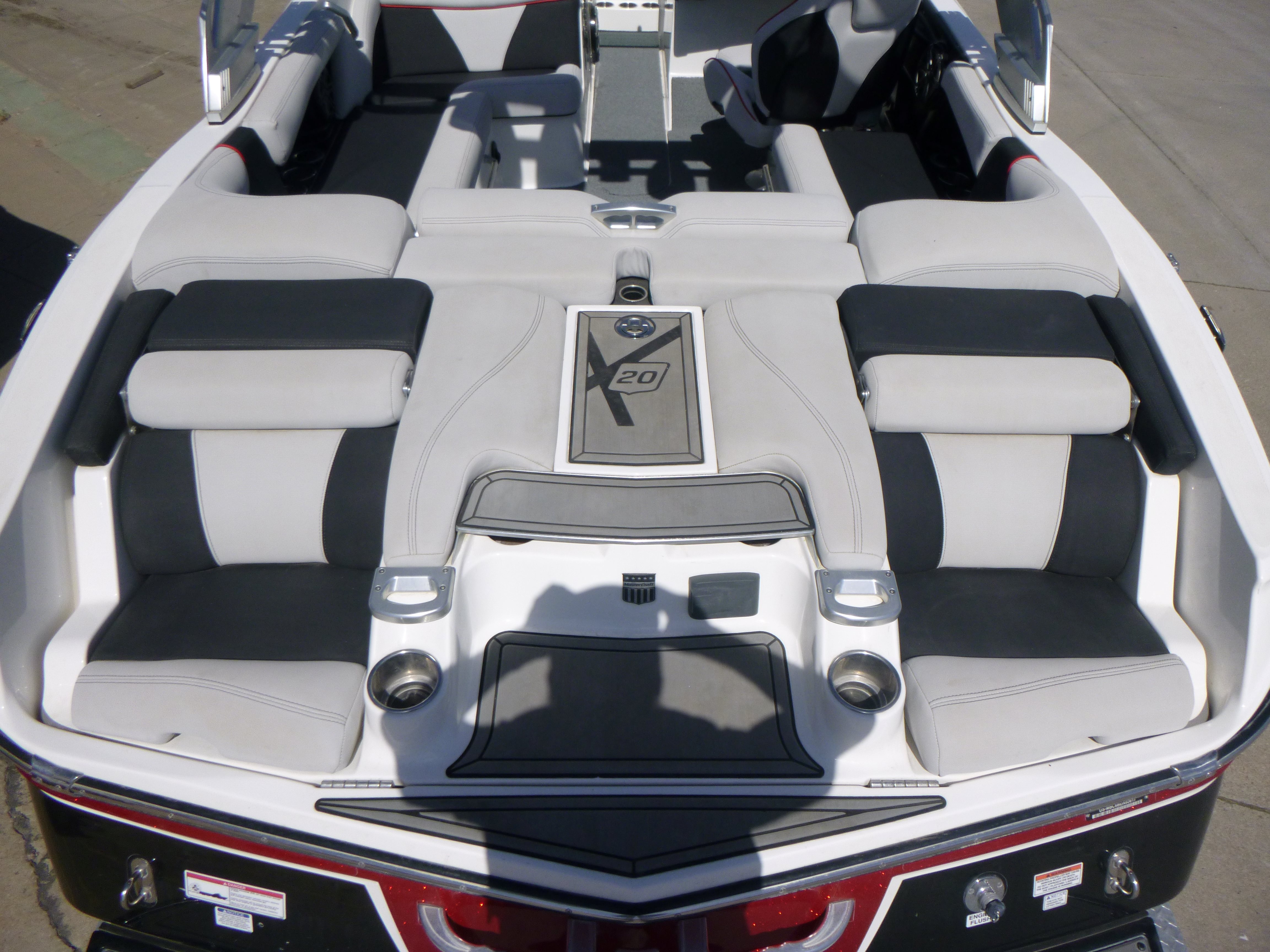 2017 MasterCraft X20