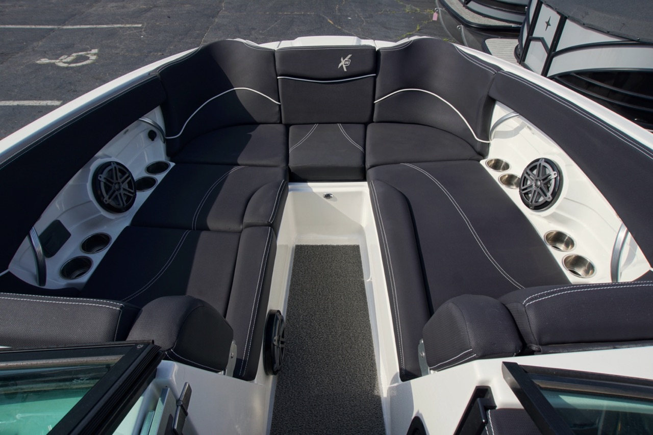 2017 MasterCraft X26