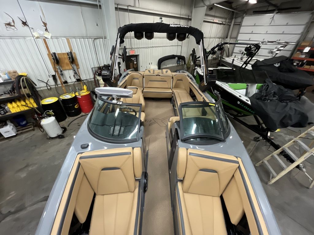 2022 MasterCraft Xstar S