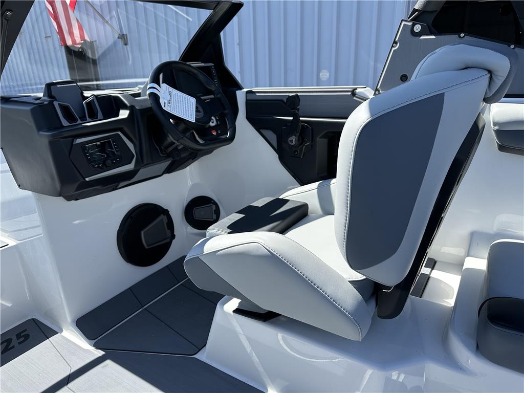 2024 Axis A225