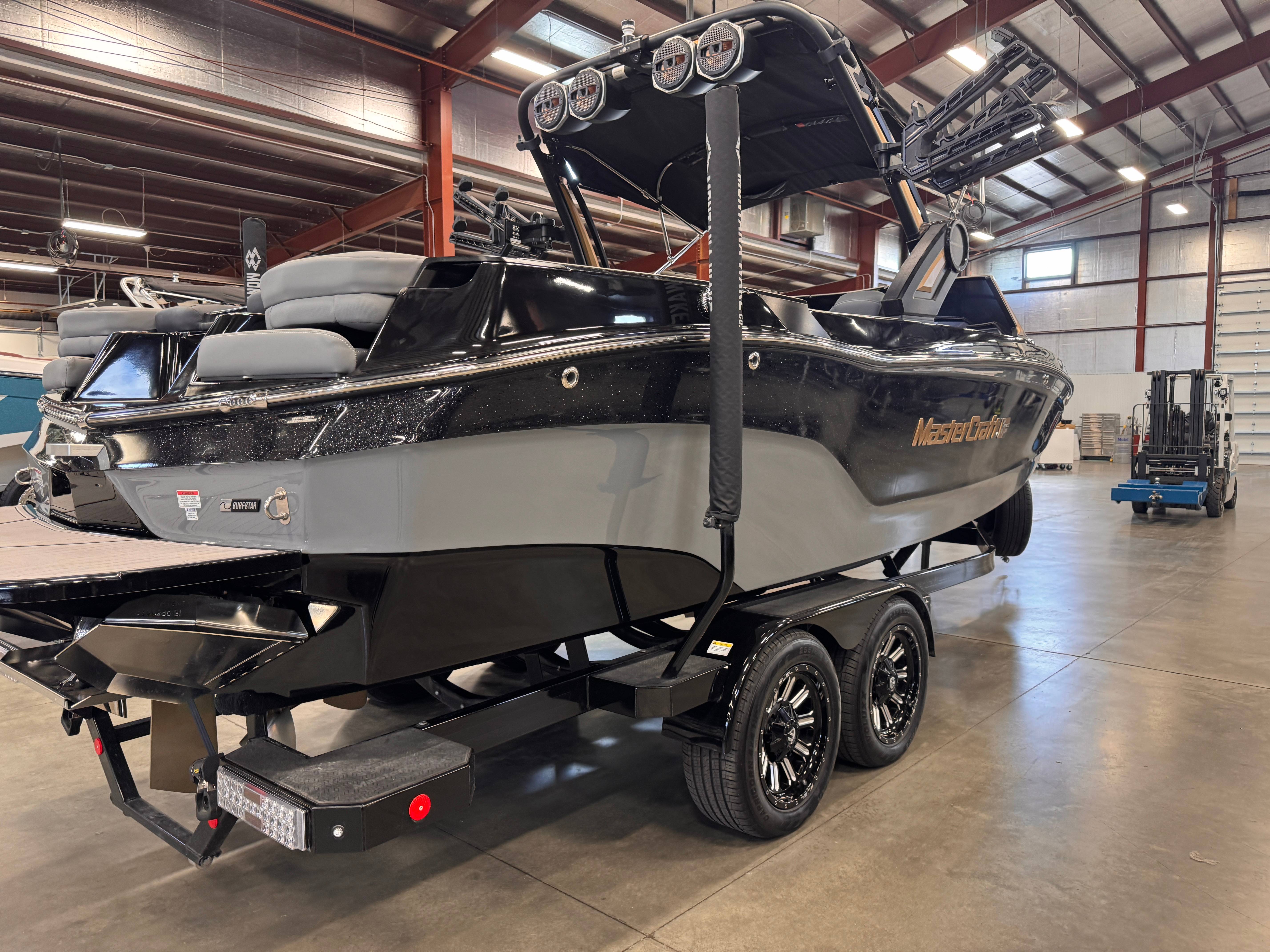 2024 MasterCraft XT24