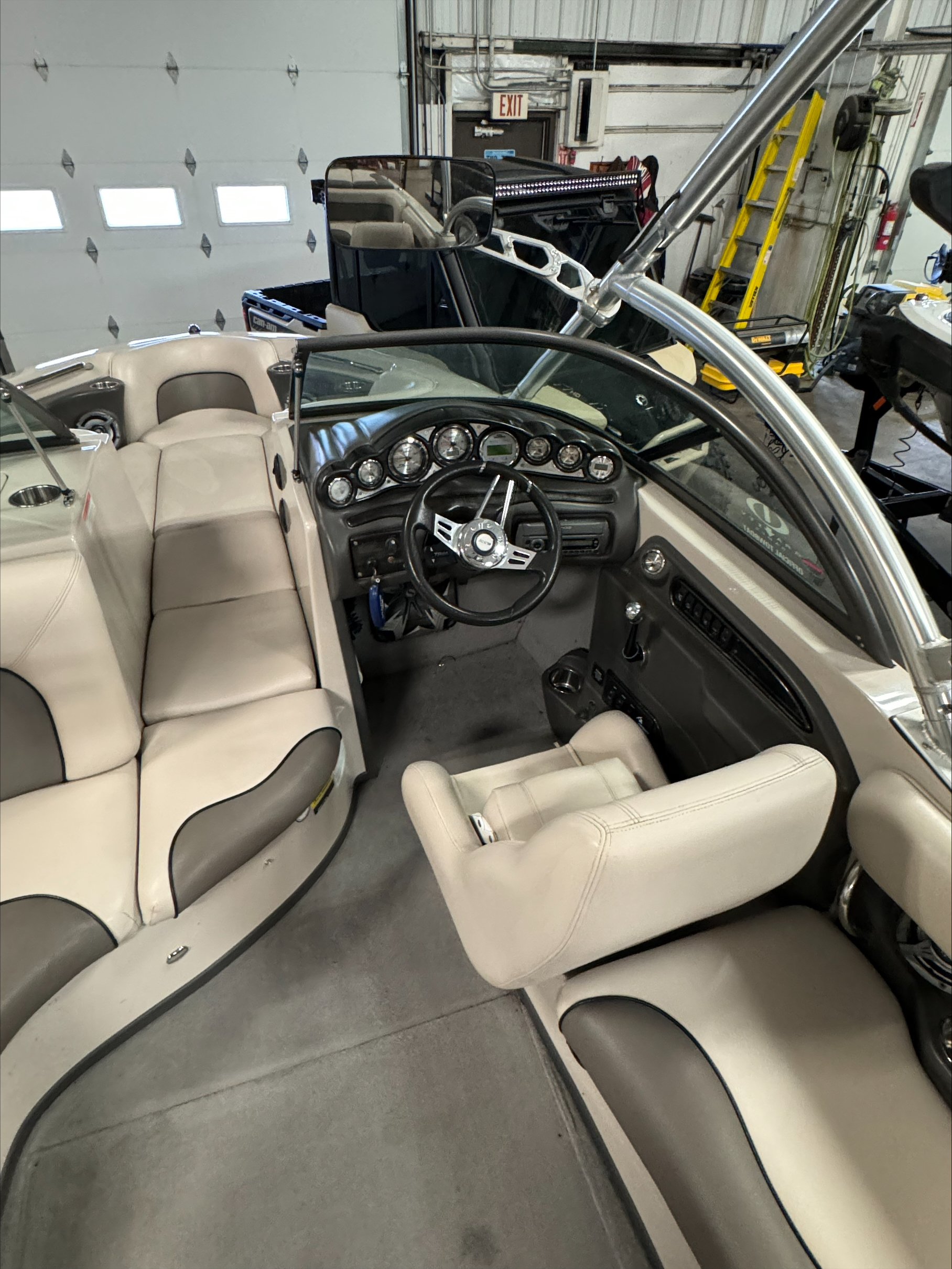 2006 Supra Launch 22SSV