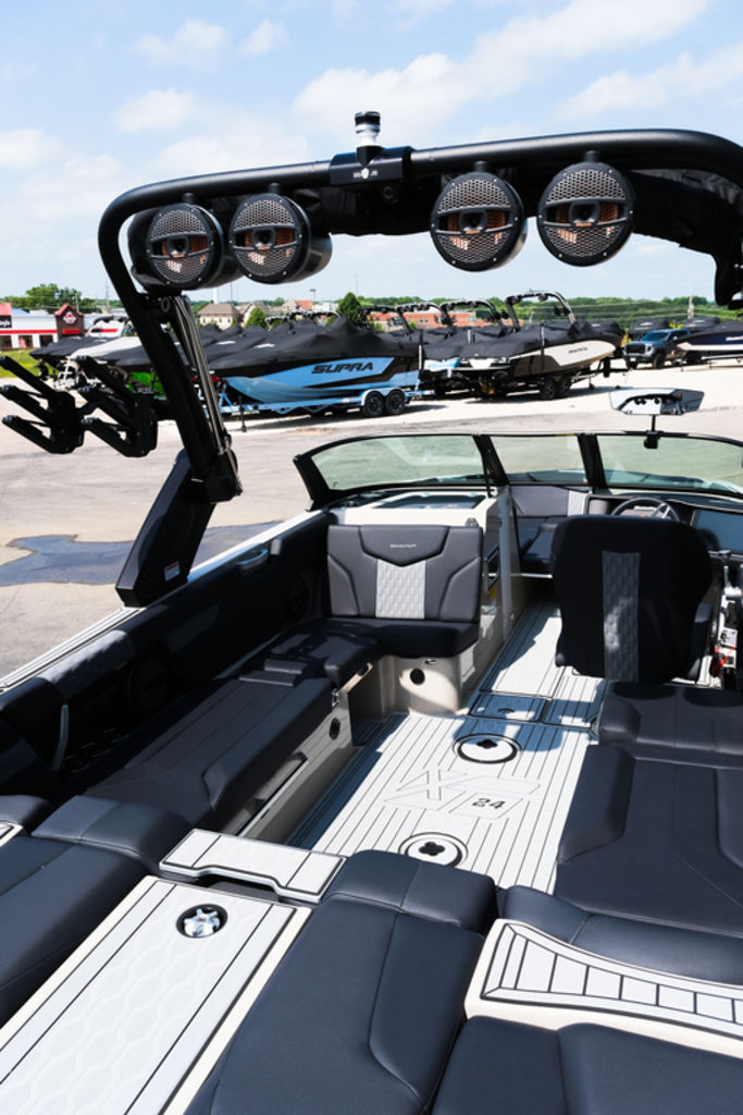 2025 MasterCraft XT24 Icon