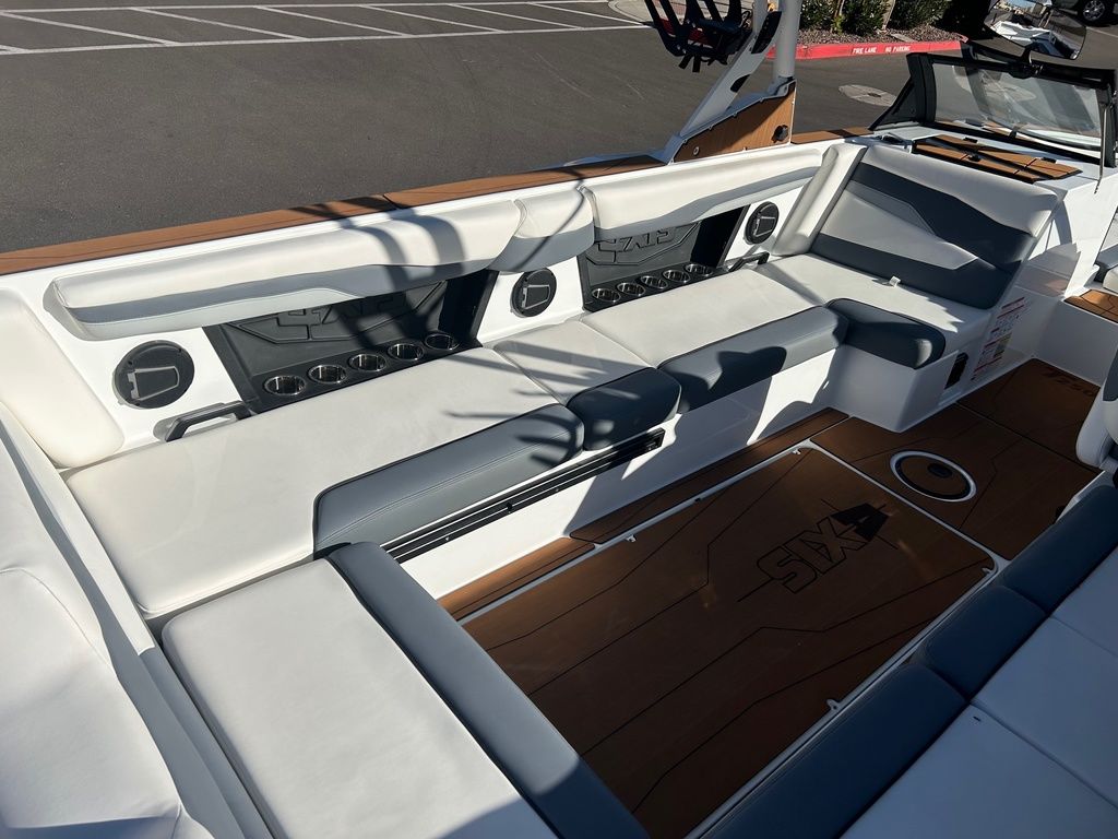 2025 Axis Wake Research T250