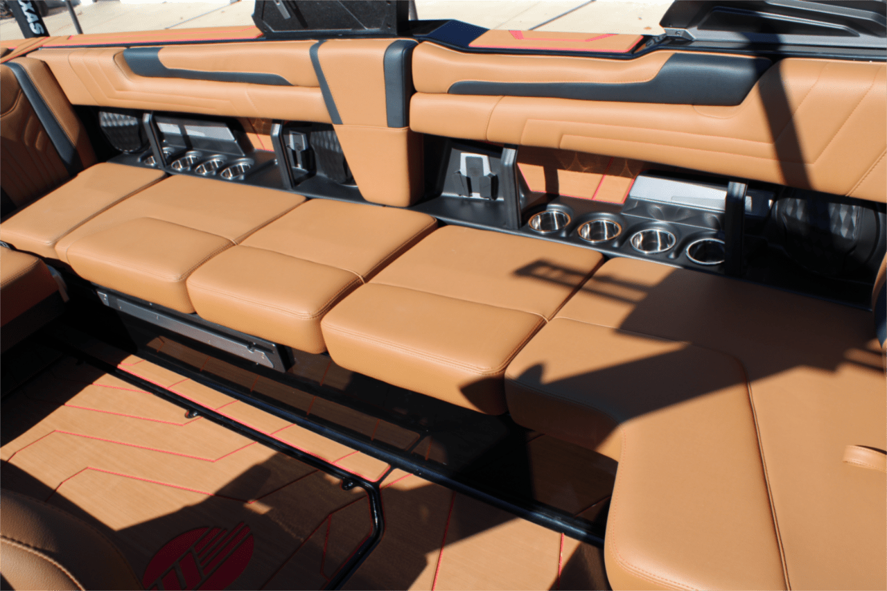 2025 Malibu 25 LSV