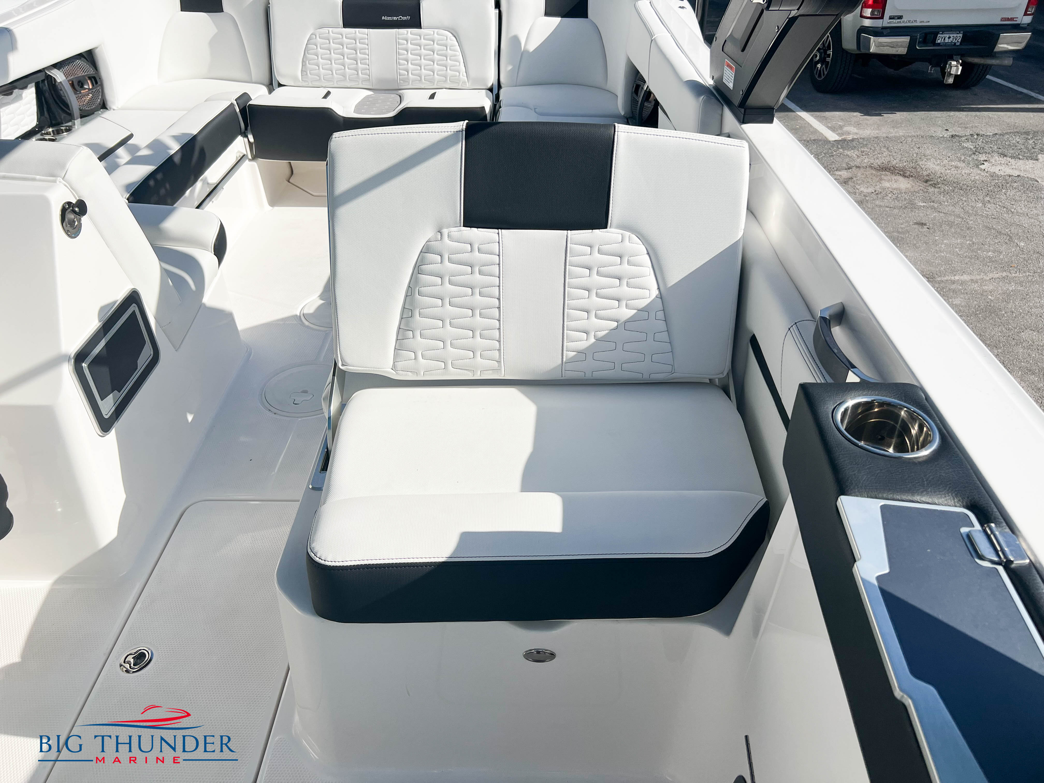 2023 Mastercraft X26
