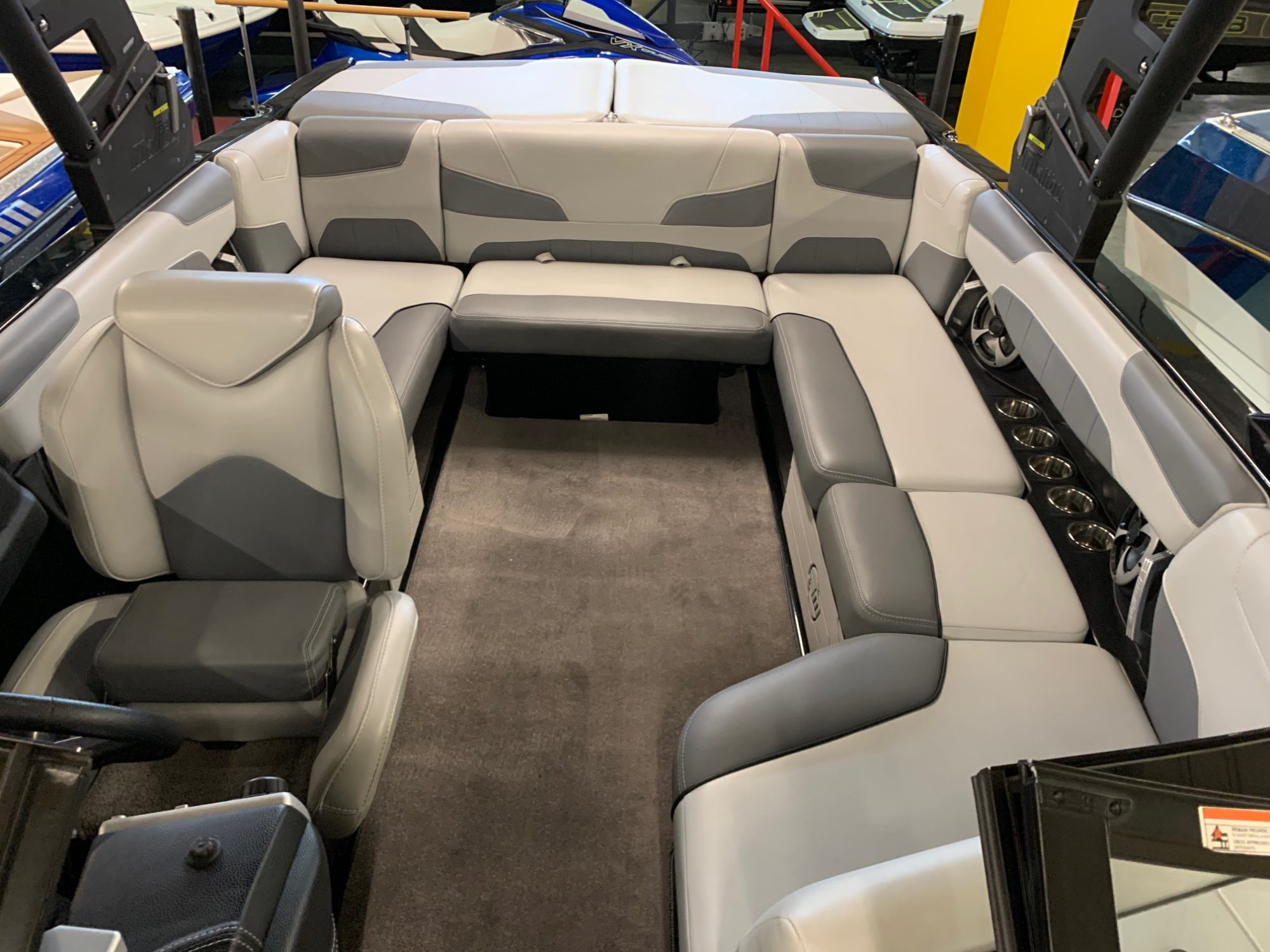 2019 Malibu Wakesetter 22LSV