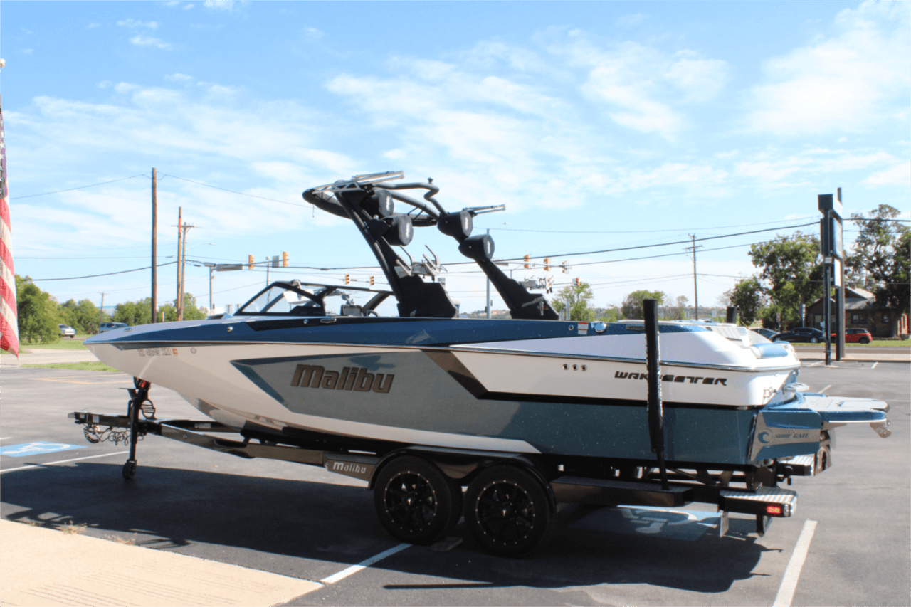 2022 Malibu 24 MXZ
