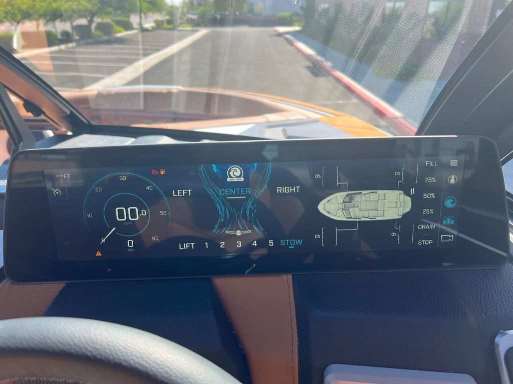 2025 Malibu Boats 23 LSV