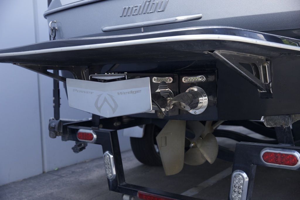 2011 Malibu Boats 23 LSV