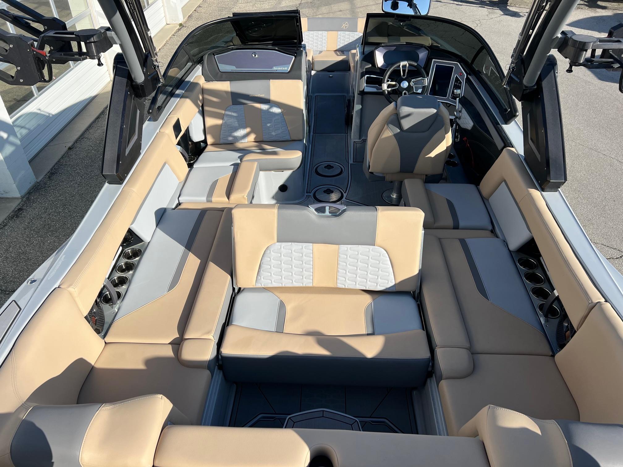 2022 Mastercraft X24 , 90 hours