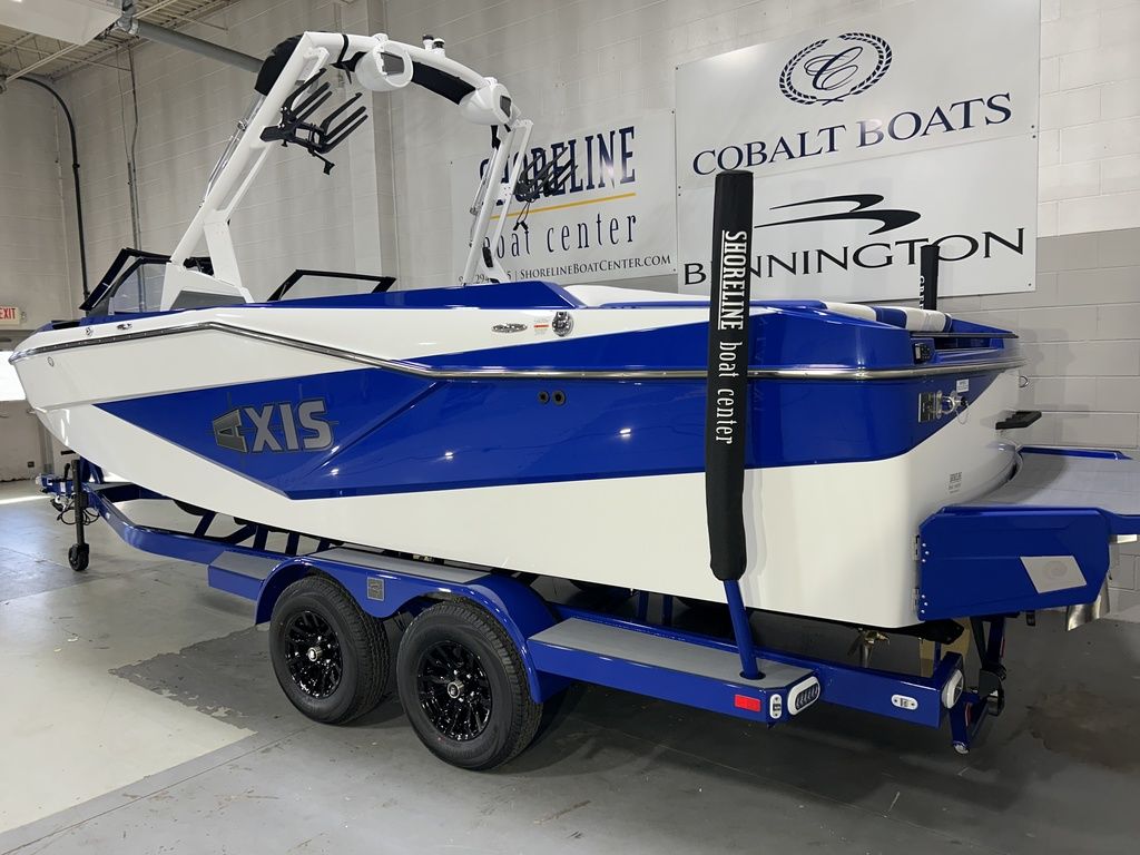 2024 Axis Wake Research T235 Icon