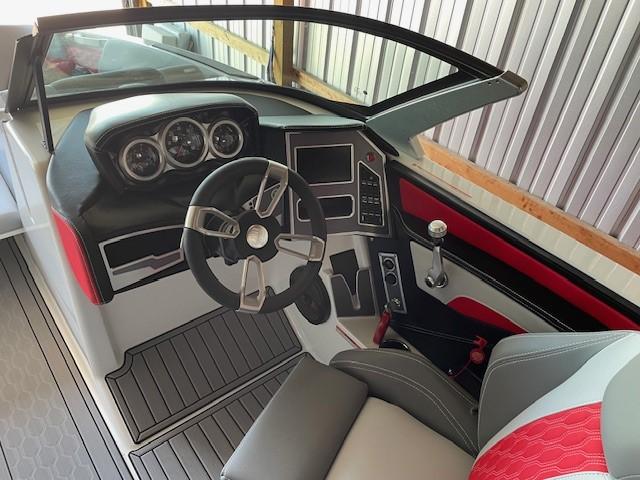 2023 MasterCraft XT22 Icon