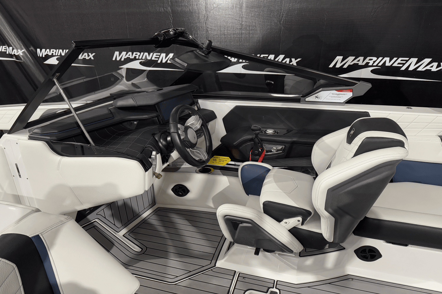 2021 Nautique G23