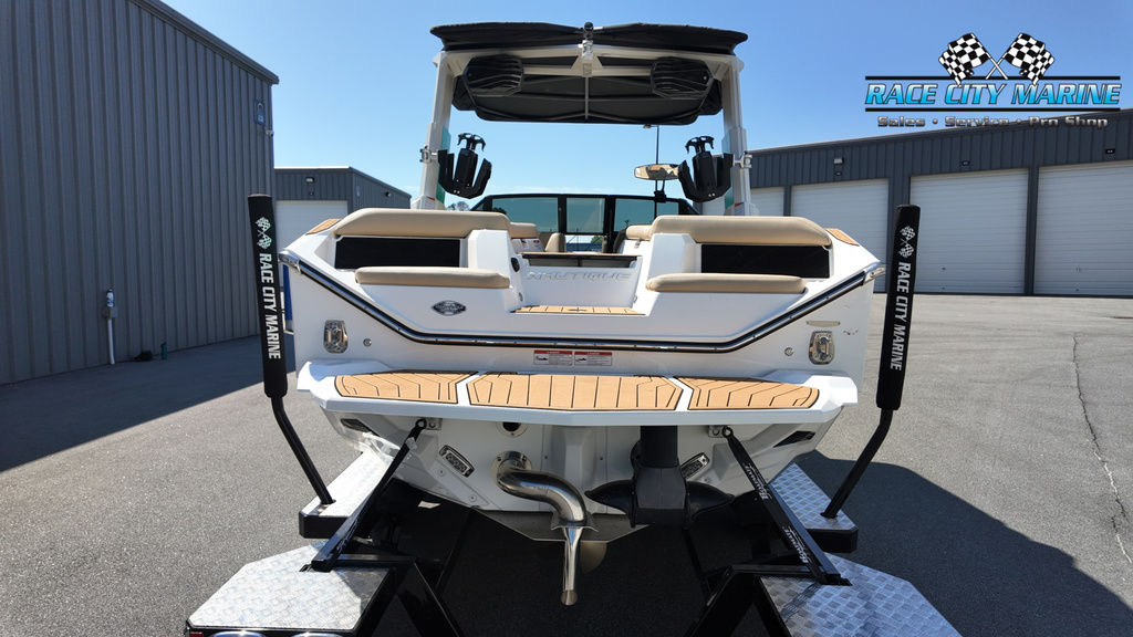 2022 Nautique S23