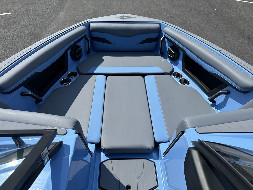 2024 Axis Wake Research T250