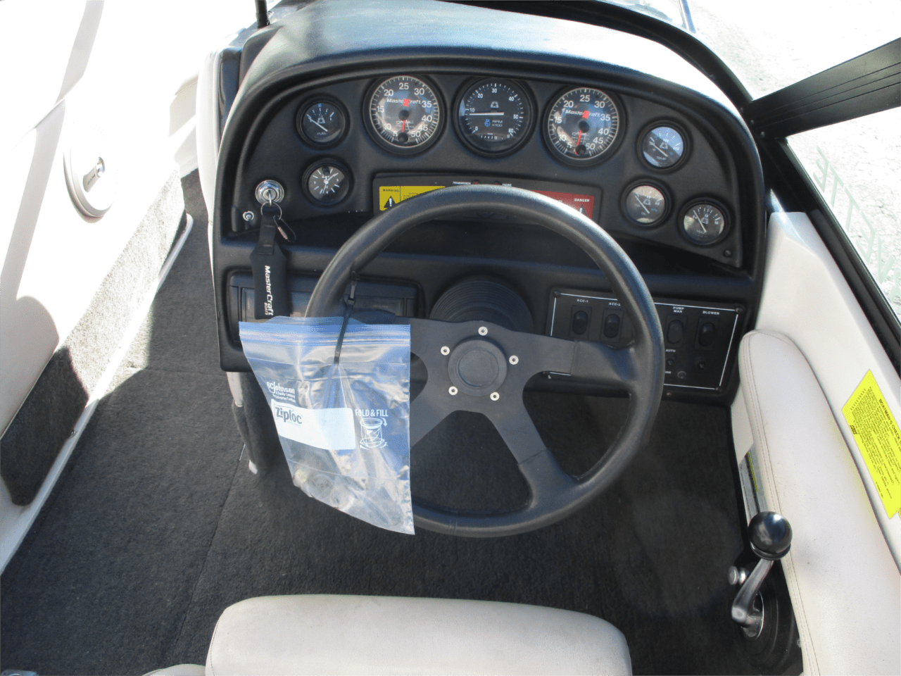 1994 MasterCraft ProStar 205