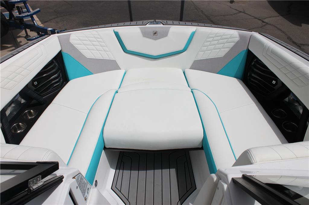 2022 Super Air Nautique G23 – Reef Blue Metal Flake