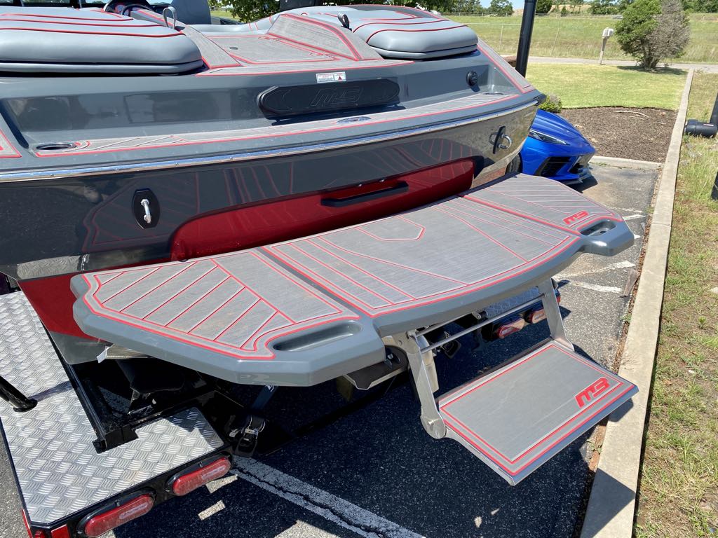 2023 MB Sports B52 Alpha