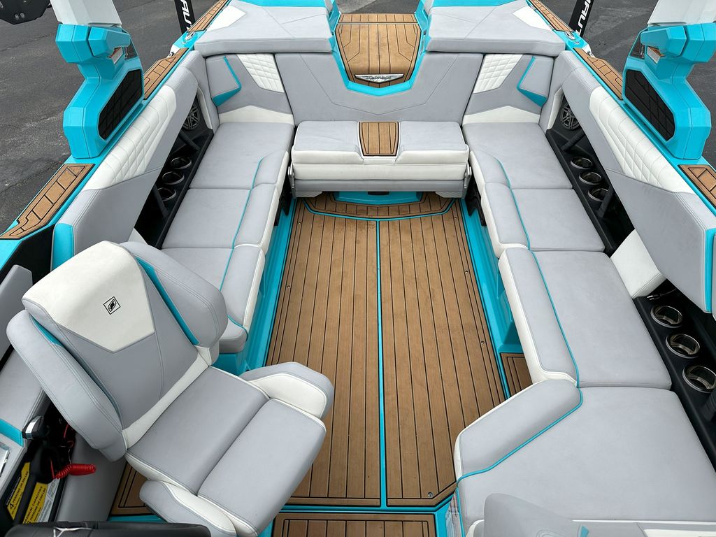 2022 Nautique Super Air Nautique S23
